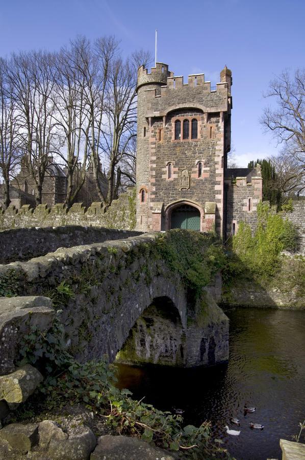 Barbican Glenarm エクステリア 写真